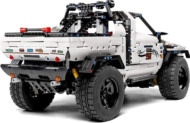 Mould King 18005 Off-Road Car